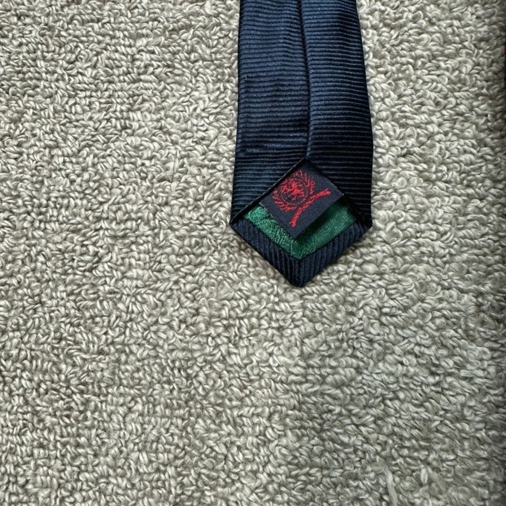 Tommy Hilfiger Mens Silk Necktie Red Blue White Basketweave Geometric Woven Tie